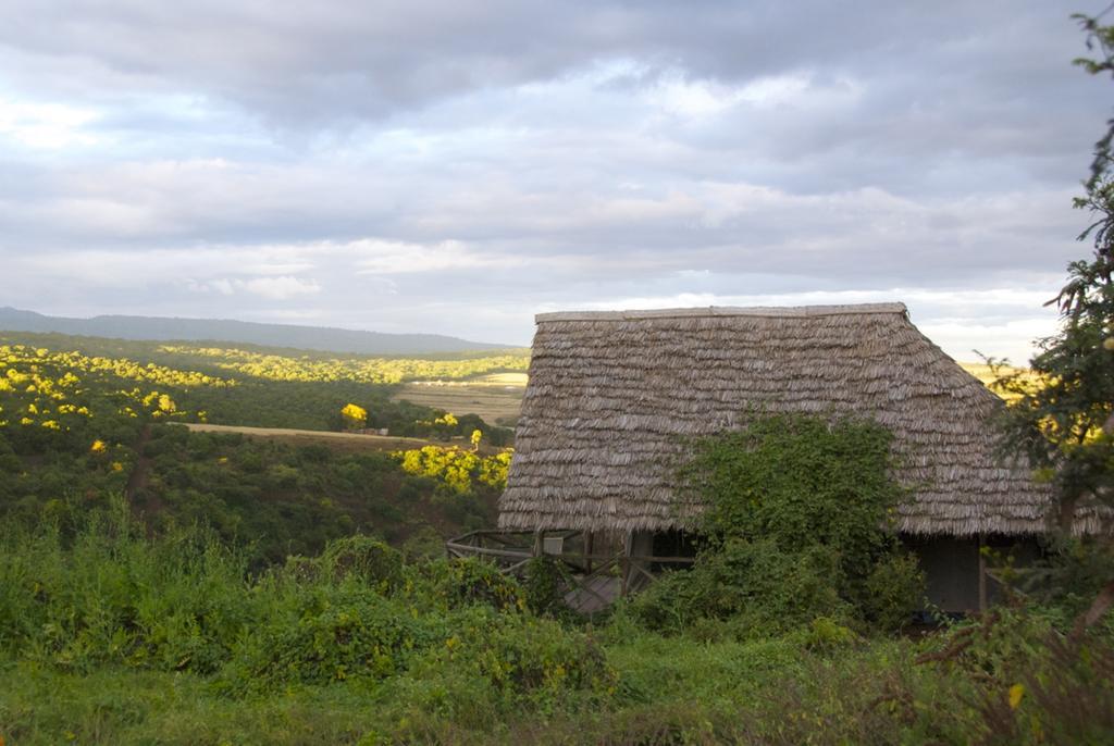 Rhotia Valley Tented Lodge And Children'S Home Karatu Ruang foto
